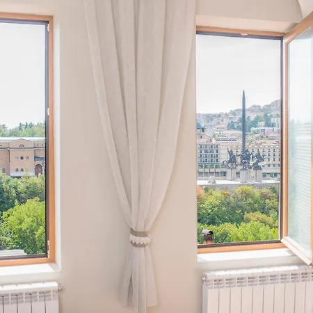 The Sunny Guest House Of Veliko Tarnovo-Amazing View, Top Location Exterior photo