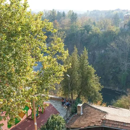 The Sunny Guest House Of Veliko Tarnovo-Amazing View, Top Location Exterior photo