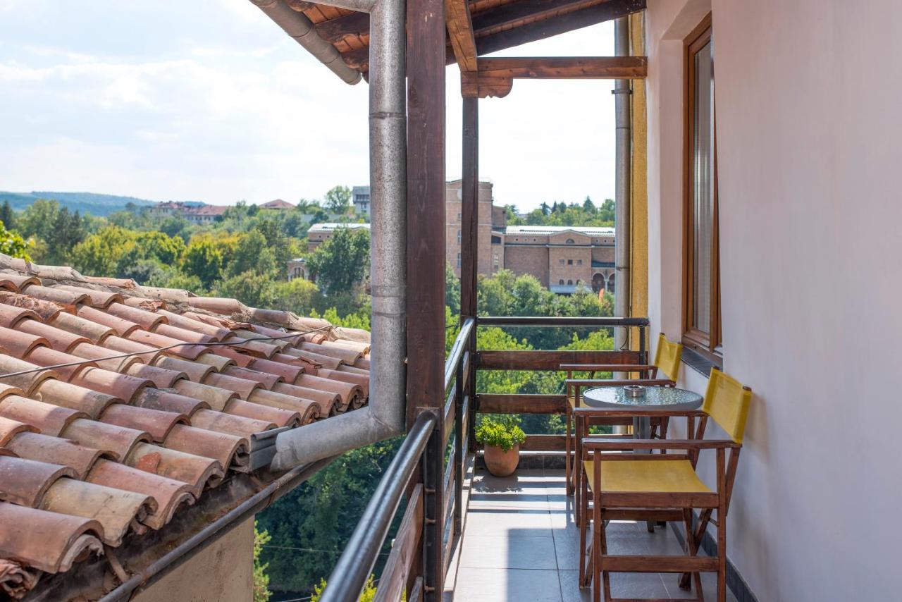 The Sunny Of Veliko Tarnovo-amazing View, Location *